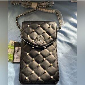 Badgley Mischka   Elegant Black Quilted Crossbody Bag